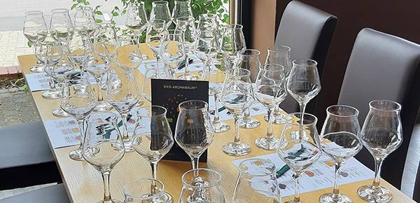 Teaser image: Tasting